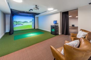Hd golf simulator