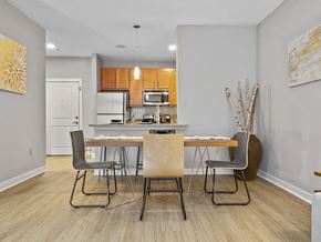 Chelsea apartment for rent - Dining area at Axis Admirals Hill Apartments in Chelsea MA