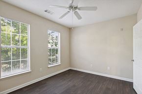 Kennesaw apartment for rent - Bedroom at Lakeside Vista Apartments in Kennesaw GA