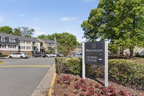 Manassas apartment for rent - Brentwood Driveway Entry at Brentwood Apartments In Manassa VA