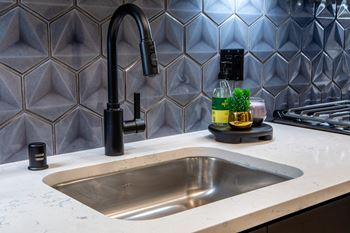 Polished quartz countertops