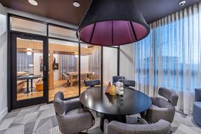 Broomfield apartment for rent - Co working lounge meeting room at Olivean Apartments in Broomfield CO