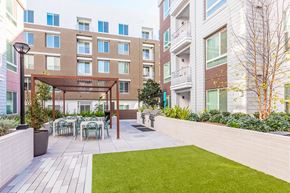 Fremont apartment for rent - Exterior Courtyard Backyard at GEO Apartment in Fremont CA