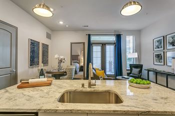 Kitchen island*