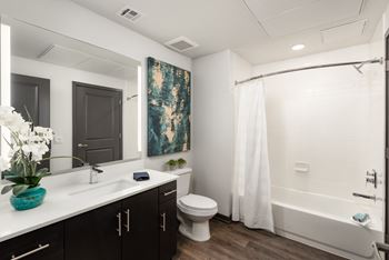 Deep-soaker-style bathtubs