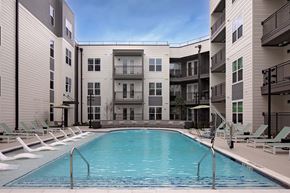Sandy Springs apartment for rent - Large outdoor pool at Wayfern Apartments in Sandy Springs GA
