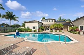 Miami apartment for rent - Pool at Running Brook Apartments in Miami FL