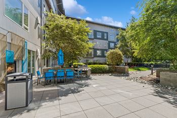 Sun deck with grilling area