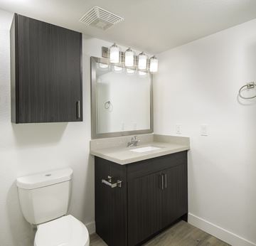 San Diego apartment for rent - Il Palazzo Apartments