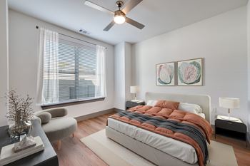 Lighted ceiling fan