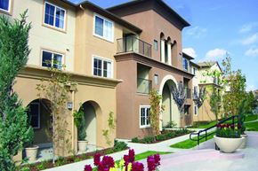 San Ramon apartment for rent - Exterior of units at Muirlands at Windemere in San Ramon CA