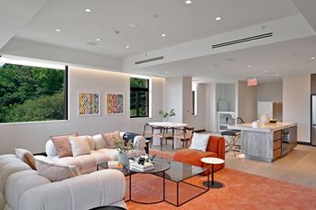 Entertainment lounge & terrace