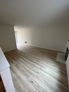 Portland townhouse for rent - a photo of the living room of a 560 square foot, 1 bedroom apartment at the b