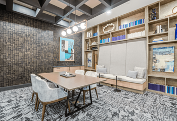 Coffee & business lounge area