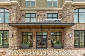 Woodstock apartment for rent - the building in which the hotel is located