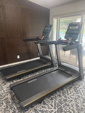 Winston-Salem townhouse for rent - Treadmillls/Echelon Bike/Elliptical