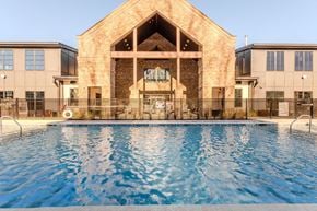 Matthews apartment for rent - Sparkling pool outside of loggia