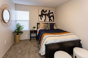 Knoxville apartment for rent - Highland Grand Apartments