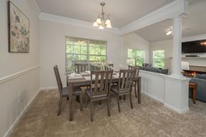 Columbus apartment for rent - A dining room with a table and chairs.