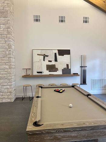 Resident exclusive clubhouse/lounge