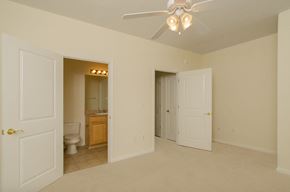 Columbus apartment for rent - bedroom with fan