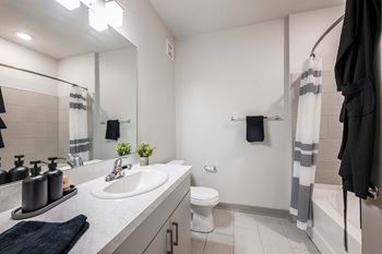 Tile surround bathtub and shower