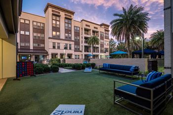 Yoga lawn