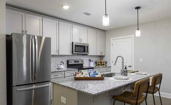 Stainless steel ge appliances w/ french door refrigerator