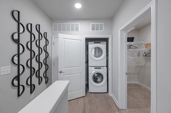 Washer & dryer included