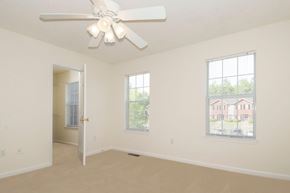 Columbus townhouse for rent - bedroom with fan