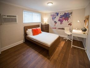Knoxville apartment for rent - Highland Clinch Living Room
