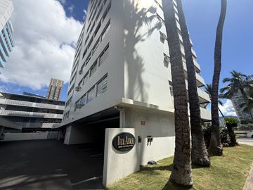 Honolulu condo for rent - Bel-Aire 7C