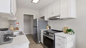 Oakland apartment for rent - Mariposa_Unit402_Kitchen_Furnished