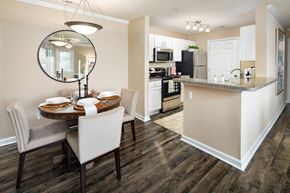 Savannah apartment for rent - Dining And Kitchen View at Preston Grove, Georgia