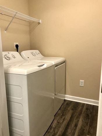 Washer dryer in unit
