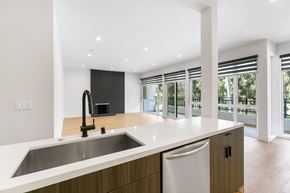 Los Angeles apartment for rent - 12320 Montana