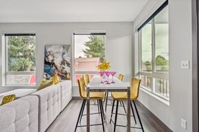 Marysville apartment for rent - Dining room and spacious kitchens at Alta Crossing Apartments.