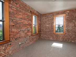 Seattle apartment for rent - Living Area