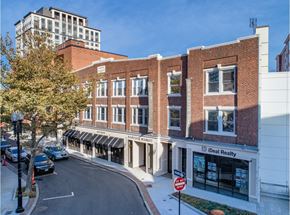 Quincy apartment for rent - Nova Building