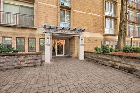 Washington apartment for rent - The image shows the entrance to a building named Scendale Plaza Apartments.