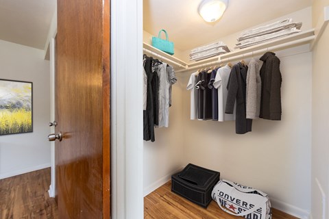 Floor plan for studio, 1 bath, 500 sqft