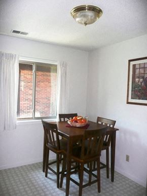 Iowa City apartment for rent - Separate Dining Area at Emerald Court, Iowa, 52246