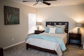 Avon apartment for rent - Avon OH Apartment Rentals Redwood Carmel At Stonebridge Master Bedroom