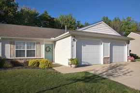 Olmsted Twp apartment for rent - Olmsted Township OH Apartment Rentals Redwood Arbors Of Olmsted One Car Garage Side
