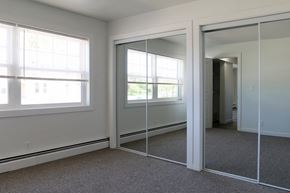 Oshkosh apartment for rent - University Lofts Bed