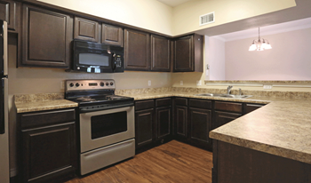 Fully-equipped kitchen