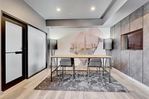 Bayonne apartment for rent - meeting room