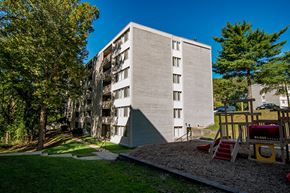 Adelphi apartment for rent - Heritage Park Apartments Building 22