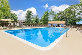 Roanoke apartment for rent - the swimming pool at our apartments