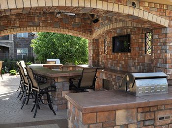 Courtney downs apartment homes outside kitchen and bbq